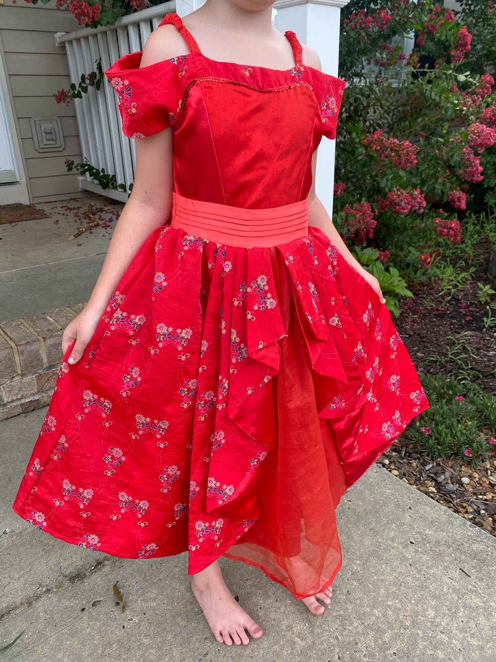 DISNEY PARKS Elena Of Avalor Princess Dress Costume RED halloween Girls Medium